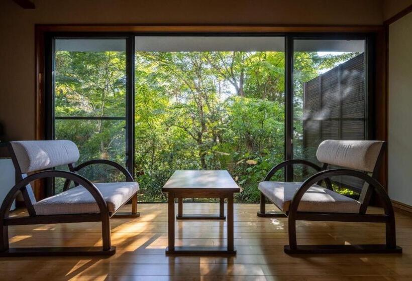 غرفة قياسية رباعية, Jinya Ryokan
