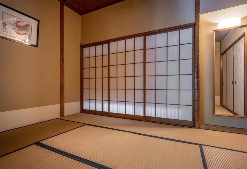 غرفة عائلية, Jinya Ryokan