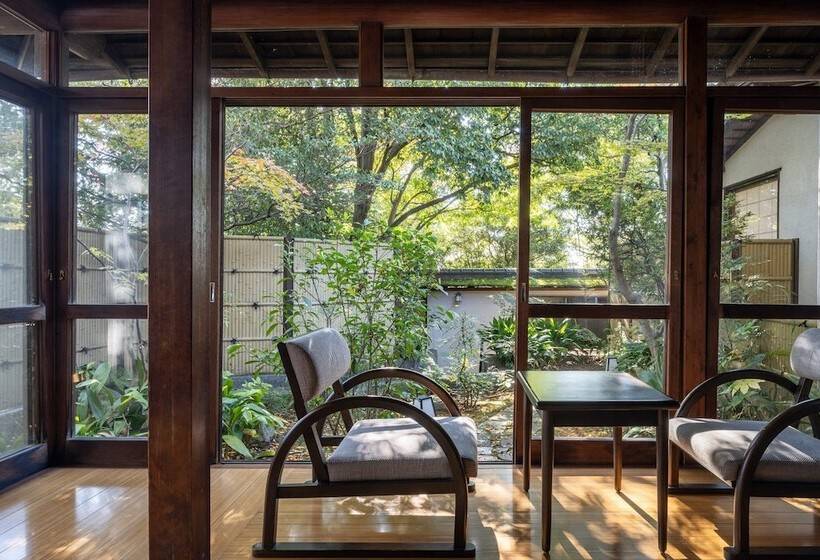 غرفة عائلية, Jinya Ryokan