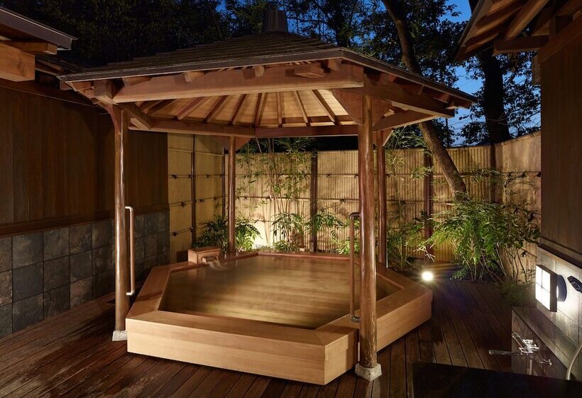 غرفة عائلية, Jinya Ryokan