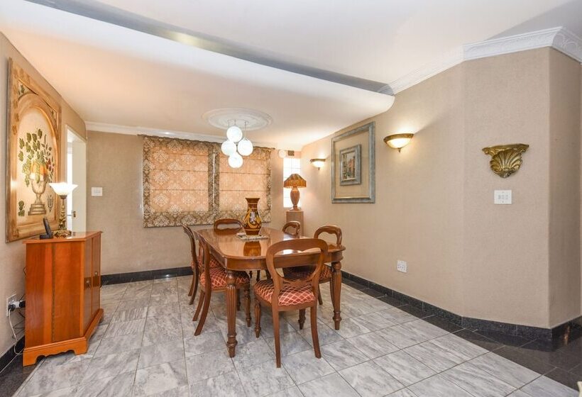 带2个卧室的公寓, Villa Simonne