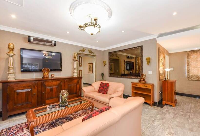 带2个卧室的公寓, Villa Simonne