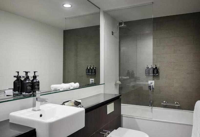 شقة غرفتين, Punthill Norwest