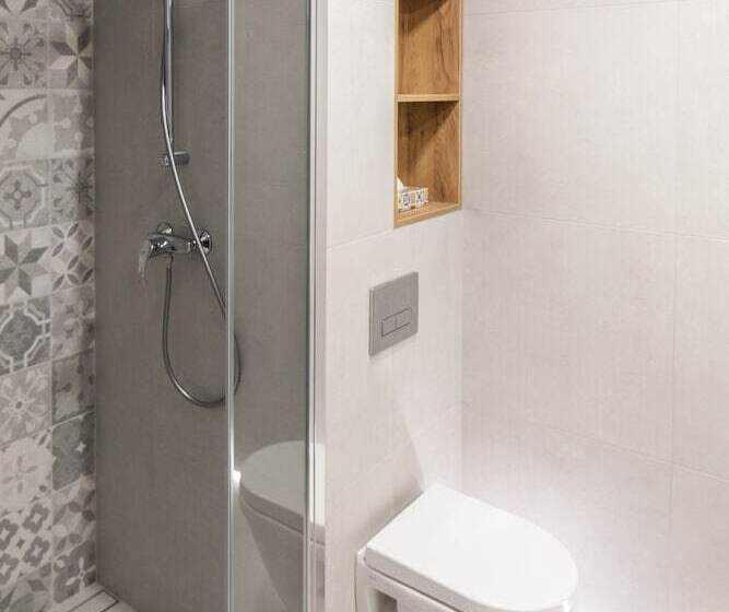 غرفة قياسية, 1891 Garni