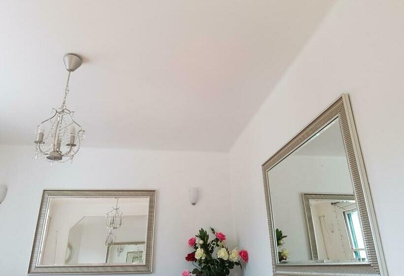 חדר סטנדרט נוף לגינה, Ndp Family