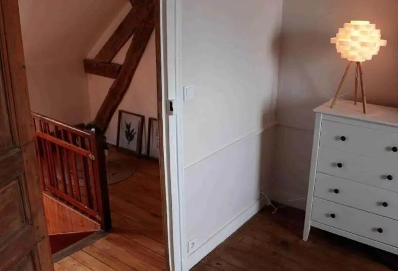 Standard-huone Jaettu Kylpyhuone, Chambre Calme Et Accueillante, Parking Gratuit, Navette Gare Ou Aéroport