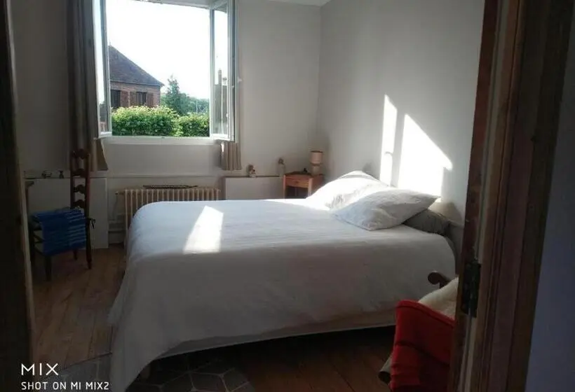 Standard-huone Jaettu Kylpyhuone, Chambre Calme Et Accueillante, Parking Gratuit, Navette Gare Ou Aéroport