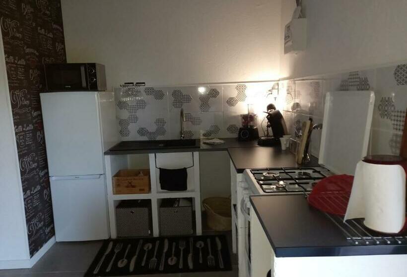 إستوديو قياسى سرير كينج, Les Eygletières