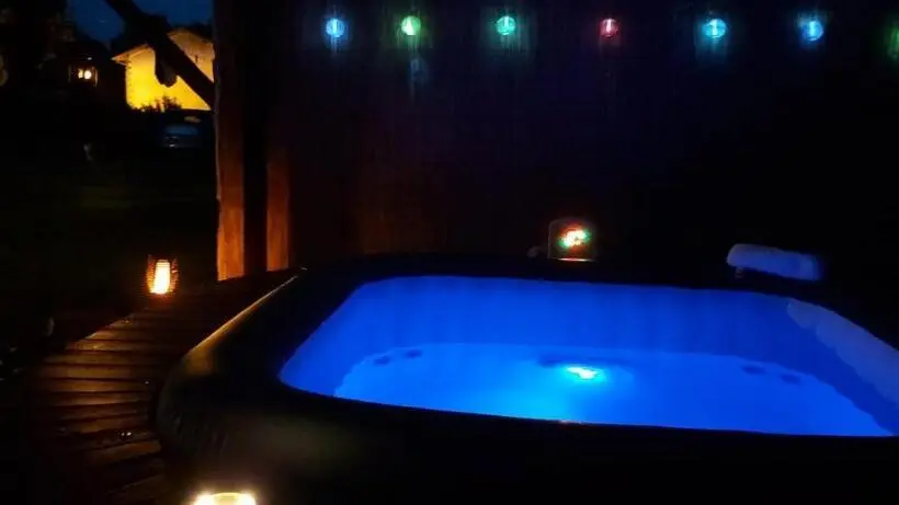 Standard room with outdoor bath, Les Eygletières