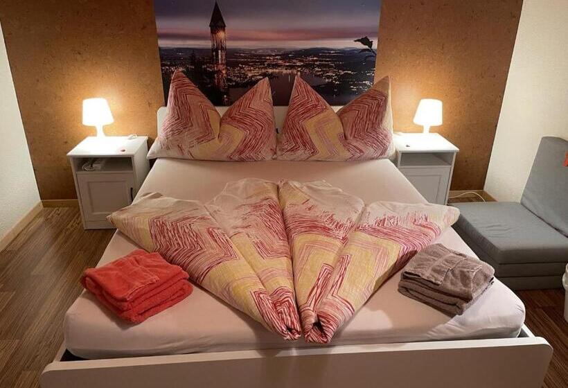 חדר סטנדרט חדר אמבטיה משותף, Ruhige Zimmer Im Grünen Und Studio Im Naherholungsgebiet