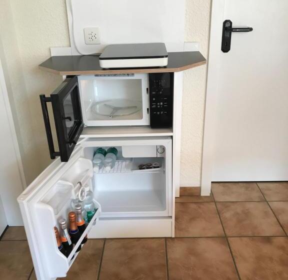 اتاق استاندارد با سرویس بهداشتی مشترک, Ruhige Zimmer Im Grünen Und Studio Im Naherholungsgebiet