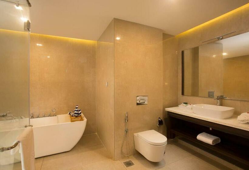 이그제큐티브 스위트, Blue Serene Resort