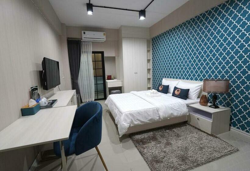 Студия Стандарт, Roomquest Rojana Industrial Estate Area