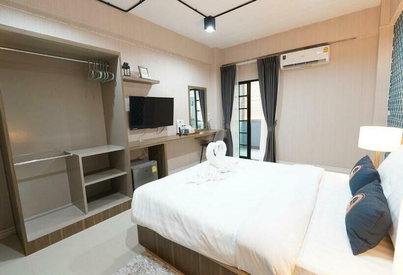 스탠다드 스튜디오, Roomquest Rojana Industrial Estate Area