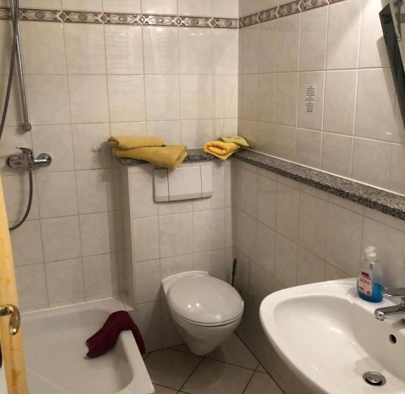 スタンダードルーム, Gutshaus Bliesekow