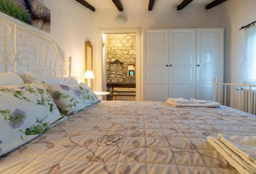 주니어 스위트 풀장 전망, B&b Podere Calvanella