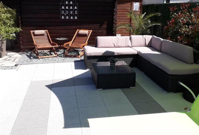 Standard room with outdoor bath, Chambres D Hôtes Le Chalet