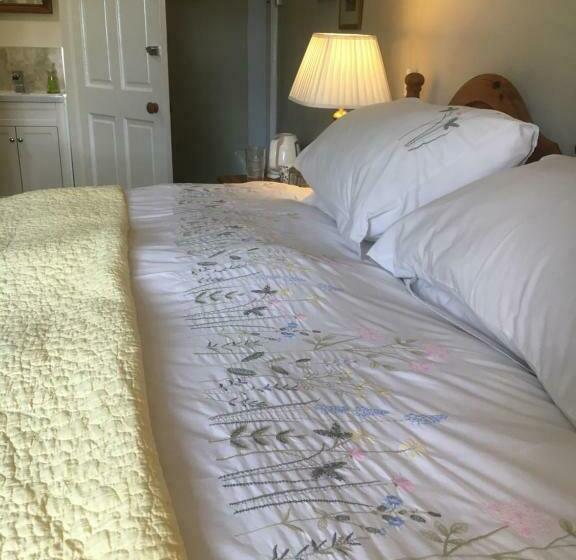 キングサイズベッドのスタンダードルーム, Higher Biddacott Farm