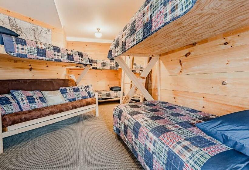 ガーデンビューファミリールーム, Zion Springs