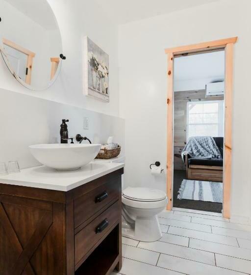 ガーデンビュースタンダードルーム, Zion Springs