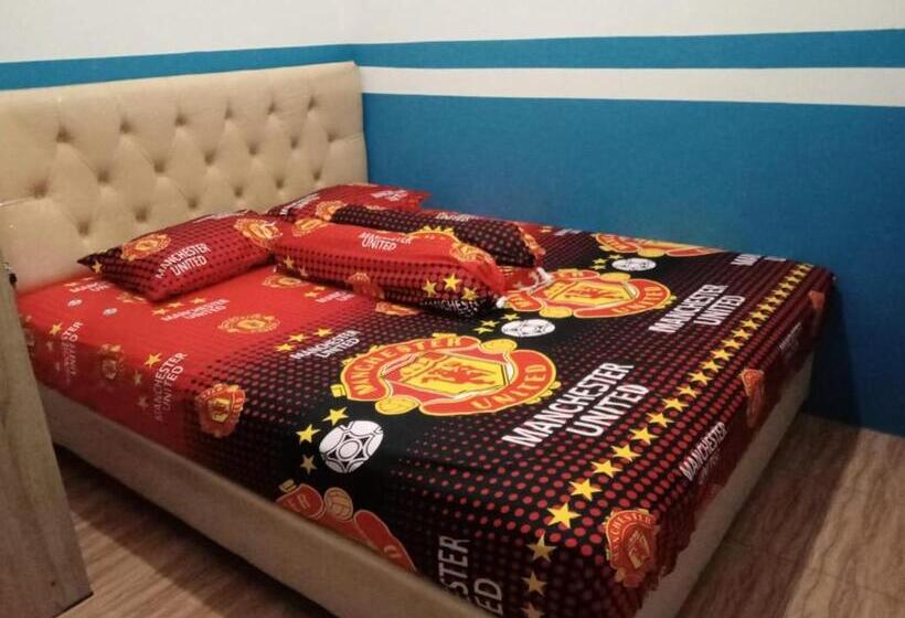 Номер Deluxe, Penginapan Banyu Biruku
