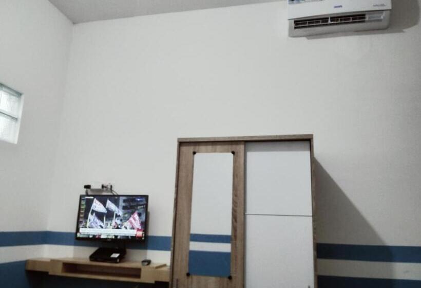 חדר דלוקס, Penginapan Banyu Biruku