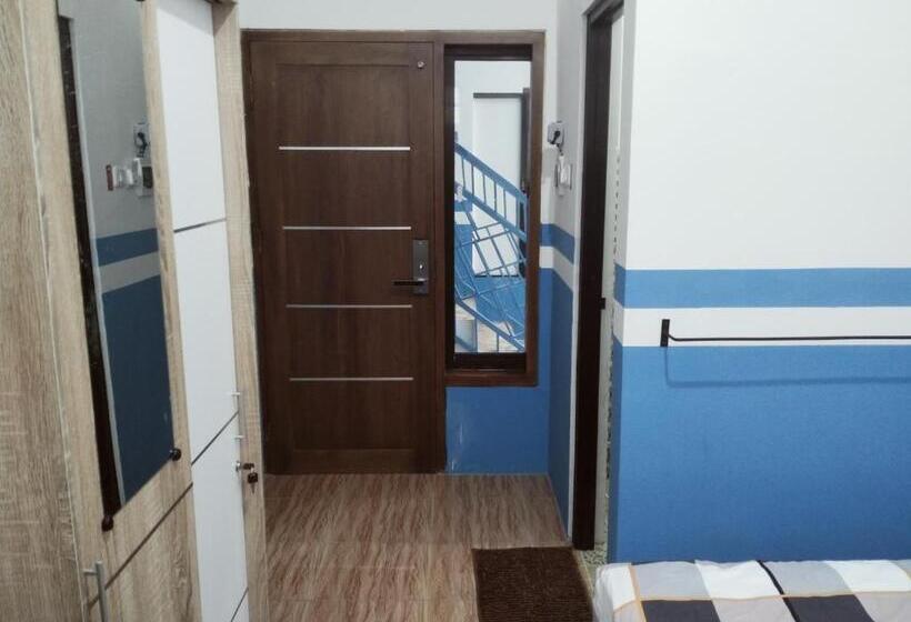 חדר דלוקס, Penginapan Banyu Biruku