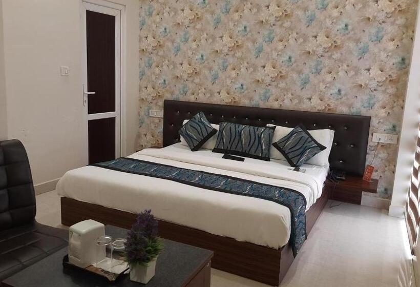 اتاق استاندارد, Ventures Inn