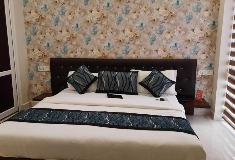 اتاق استاندارد, Ventures Inn