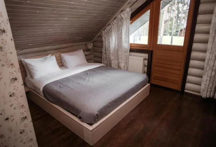 Suite Familiar, Zaliv