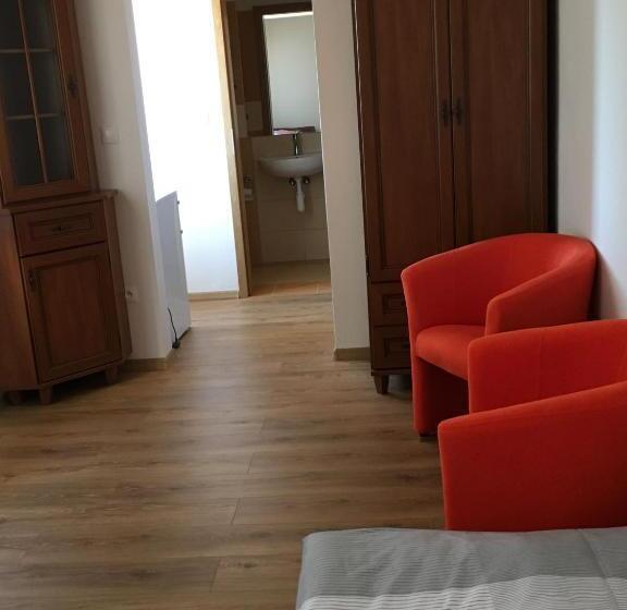 エコノミールーム, Penzión Petrov Grunt