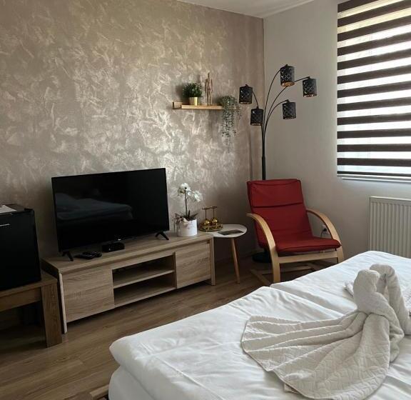 Quarto Estandar, Penzion Moto