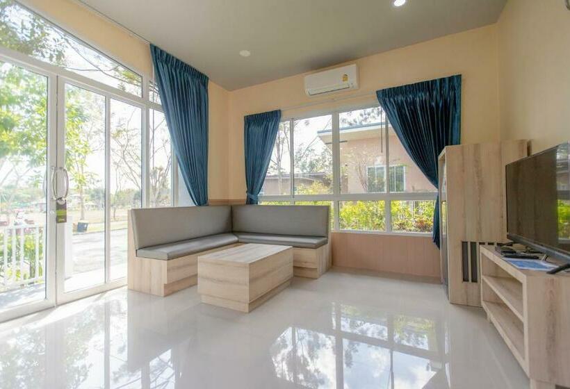 침실 2개 주택, The Chamuang Forest