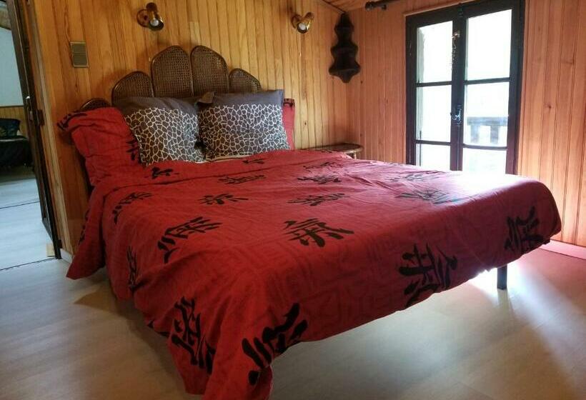 バス共有のスタンダードルーム, La Boulzane