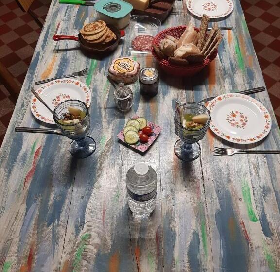 Семейный Номер, Notre Village Papillon Bed&breakfast