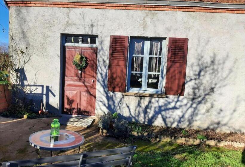 Семейный Номер, Notre Village Papillon Bed&breakfast