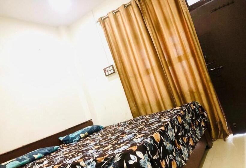 スタンダードルーム, Oyo 88999 Shri Krishna