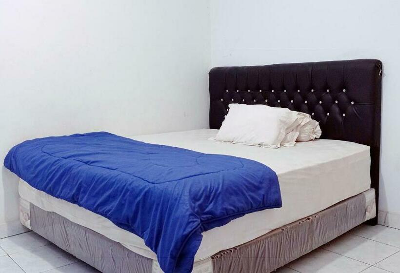 חדר דלוקס, Reddoorz Syariah @ Wisma Soponyono