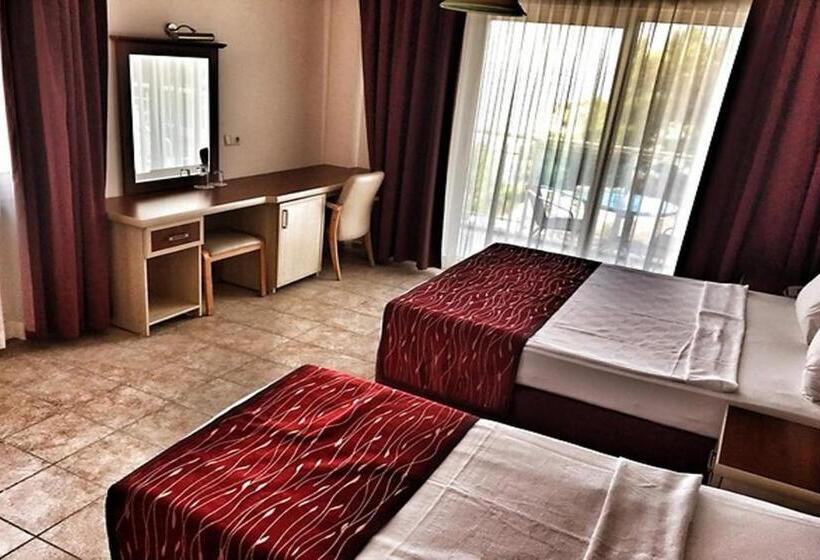 Номер Стандарт Вид на Море, Meri̇ç Hotel Turunç
