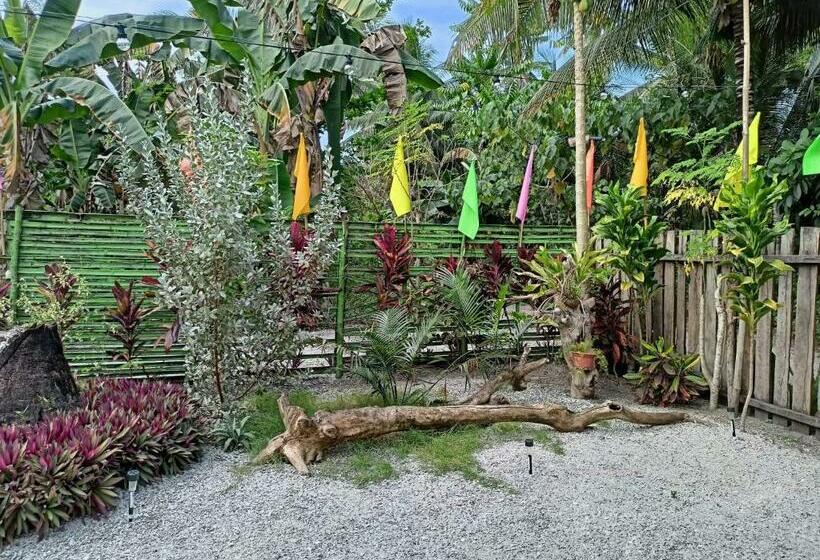 ویلای 2 خوابه, Jodels Paradise