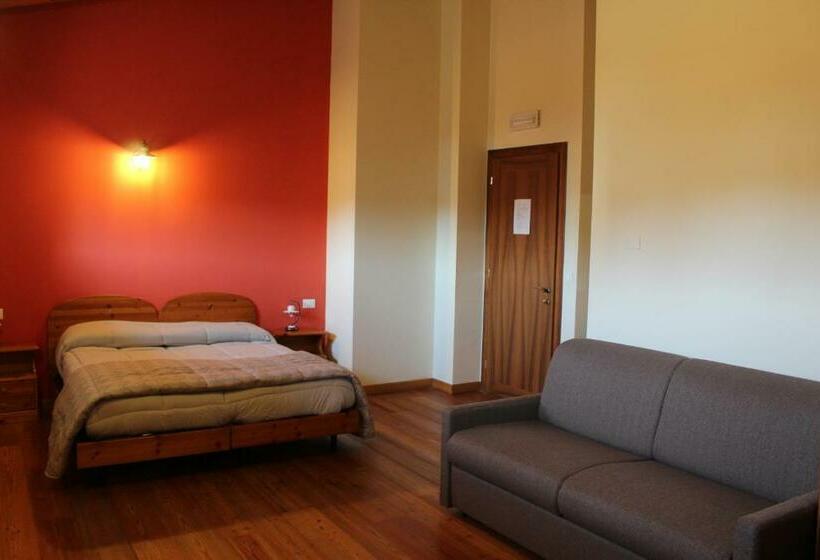 Номер Стандарт, La Corte Dell Ulivo