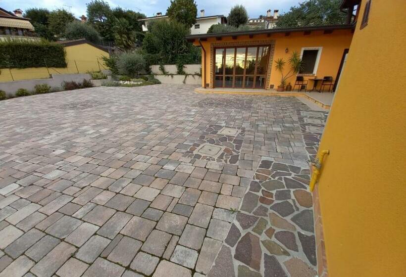 Номер Стандарт, La Corte Dell Ulivo