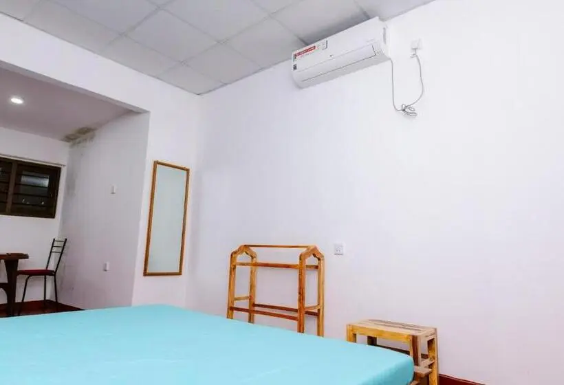 Economy Zimmer, Savenndra