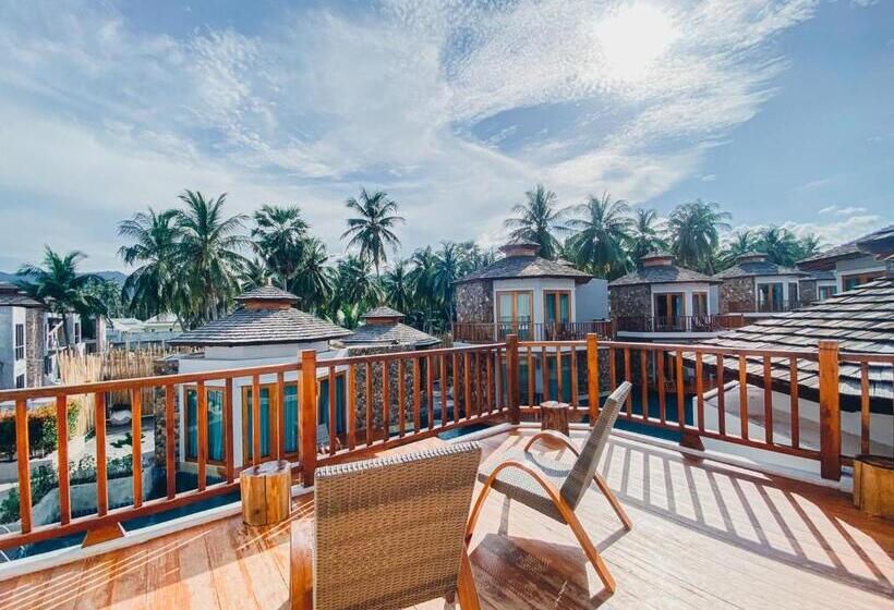 家庭间, Yotaka Khanom