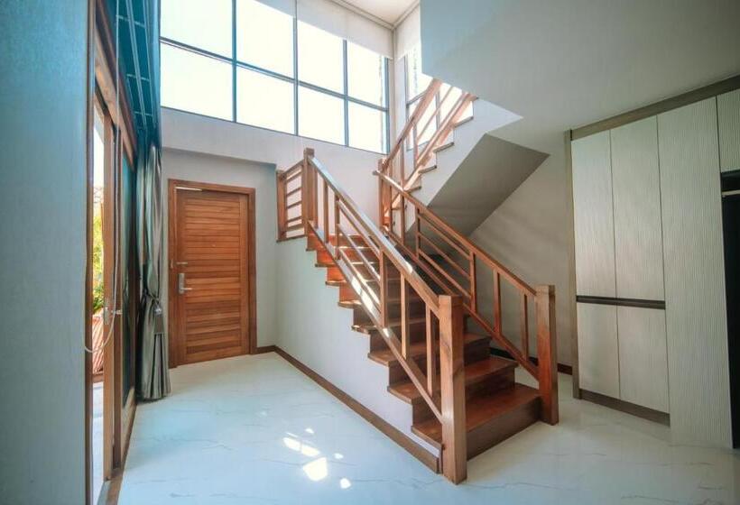 家庭房带园景, Yotaka Khanom