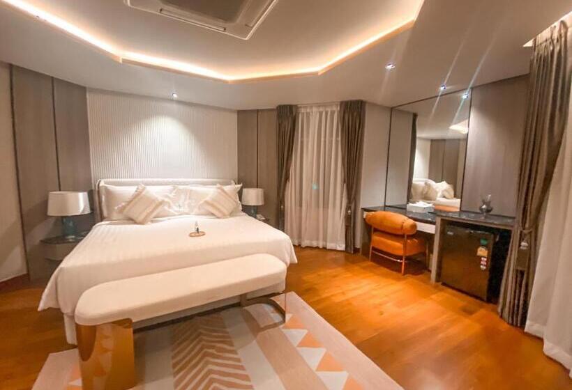 家庭房带园景, Yotaka Khanom