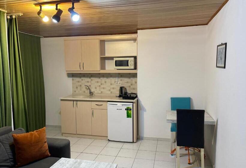 침실 1개 아파트, Bayram Apart