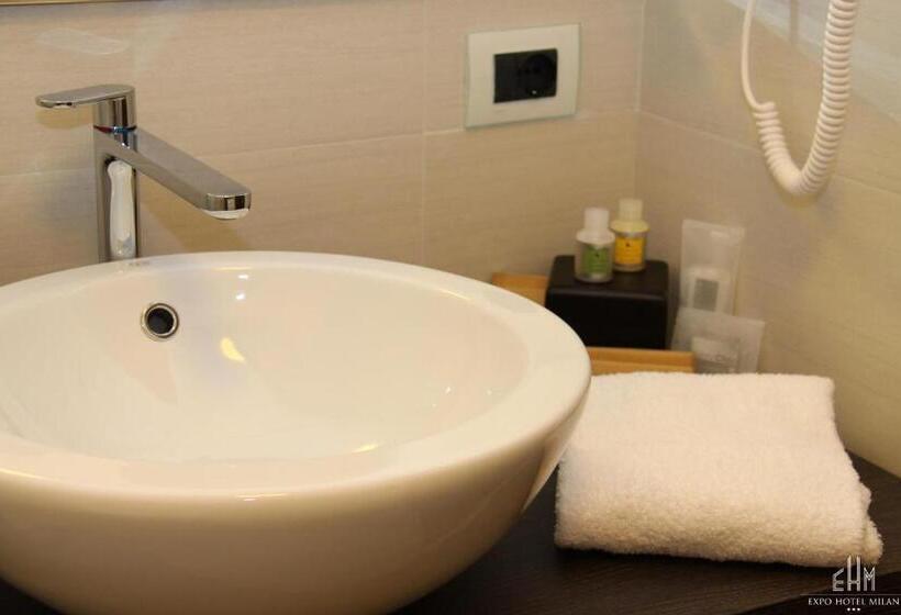 اتاق استاندارد یک نفره, Expo Hotel Milan