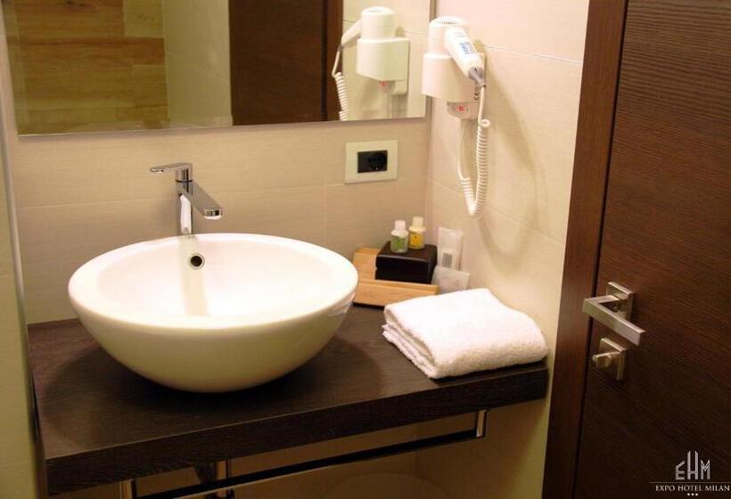 اتاق استاندارد یک نفره, Expo Hotel Milan