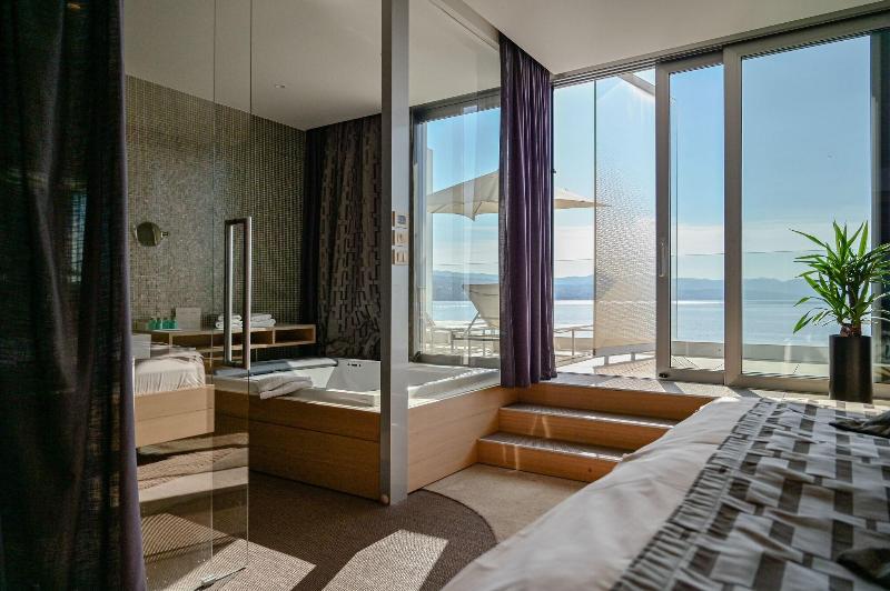 Люкс Deluxe Вид на Море, Bevanda Hotel & Restaurant   Unique Adriatic